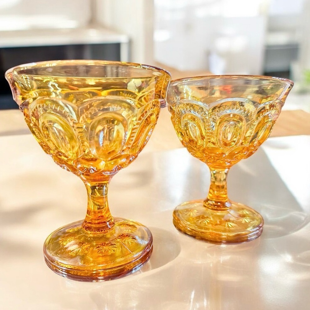 🧡Vintage 'Moon & Stars' Amber Sherbet Glass Goblets (Pair) - Picture 3 of 7